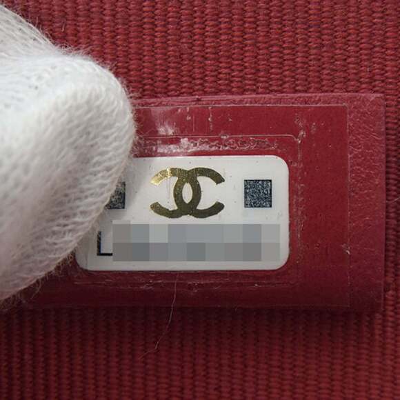 CHANEL Black Lambskin Leather Wallet - Picture 9 of 10